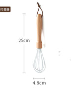 Egg beating device